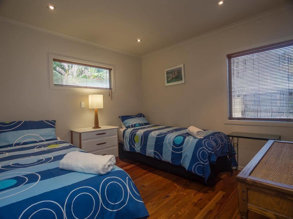 Golden Sand Beachfront, Cable Bay Stays, Cable Bay, Northland Coopers Beach Exterior foto